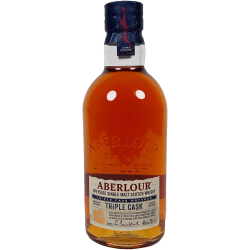 Aberlour Triple Cask single malt whisky med mørk sherry-gylden farve